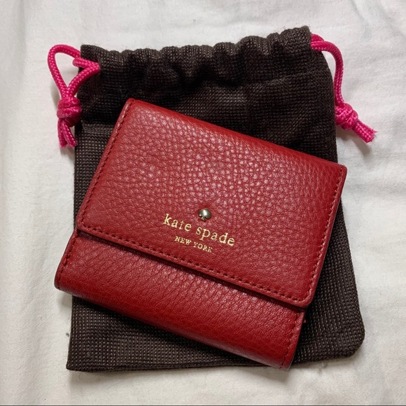 kate spade Handbags - Kate Spade Cobble Hill Tavy Wallet ♠️